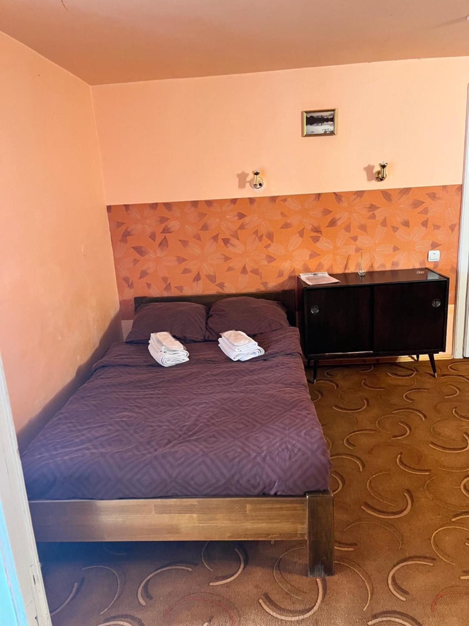 Mala Praha Otel Ujgorod Dış mekan fotoğraf